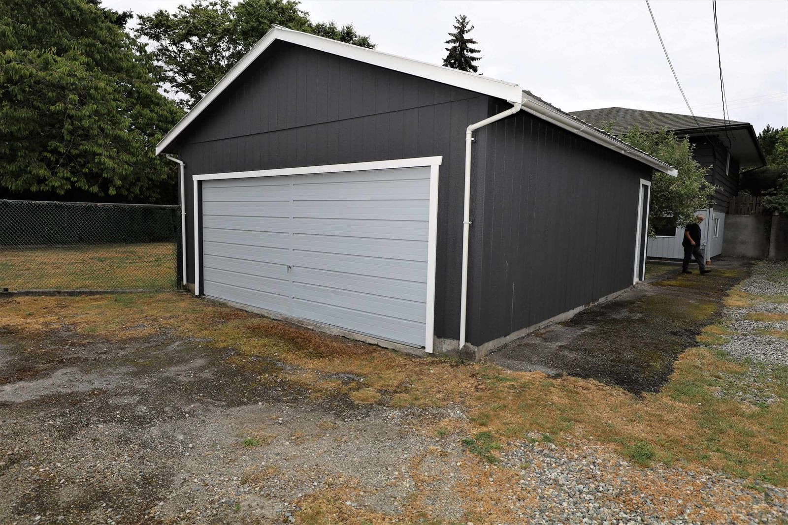 Listing Image 16