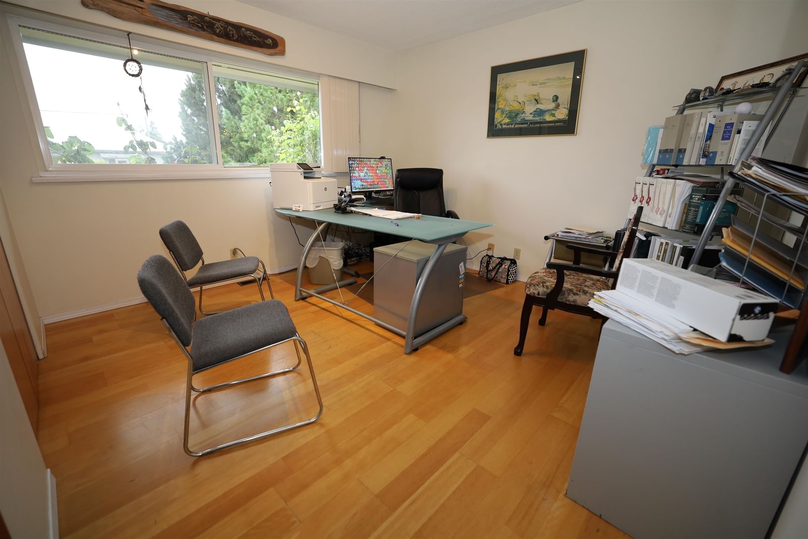 Listing Image 8