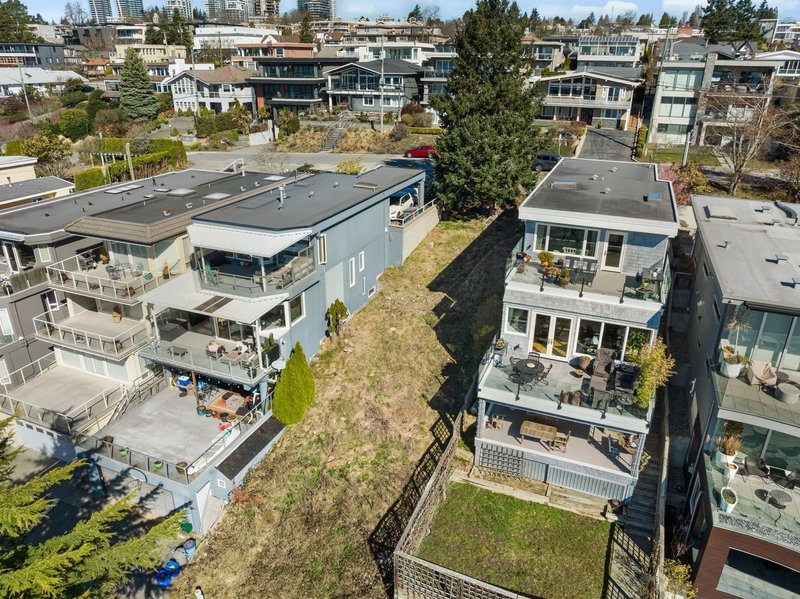 15276 Columbia Avenue, White Rock, V4B 1J6 | Image 3