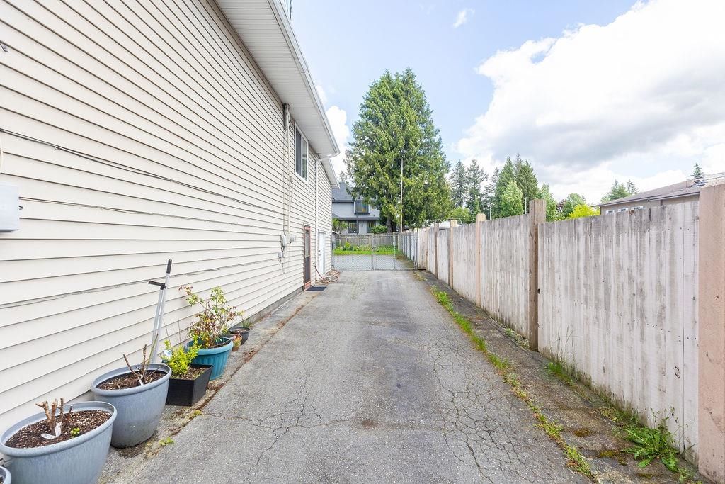 Listing Image 33