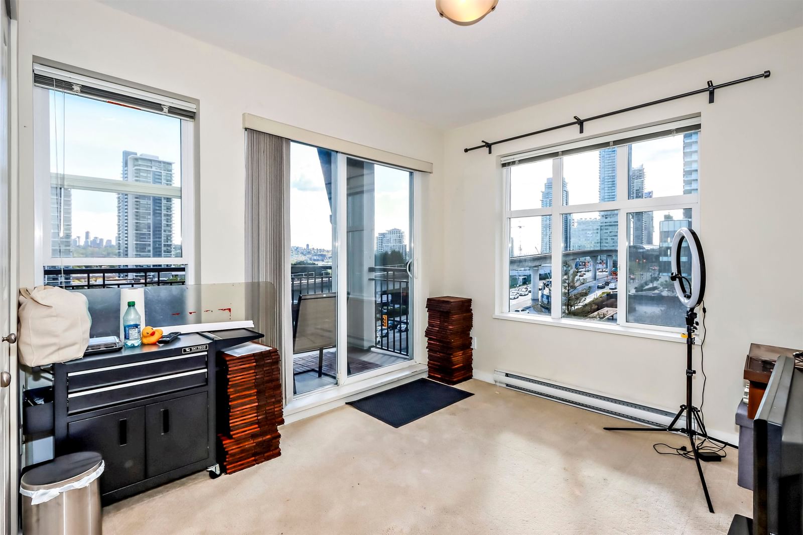 Listing Image 15