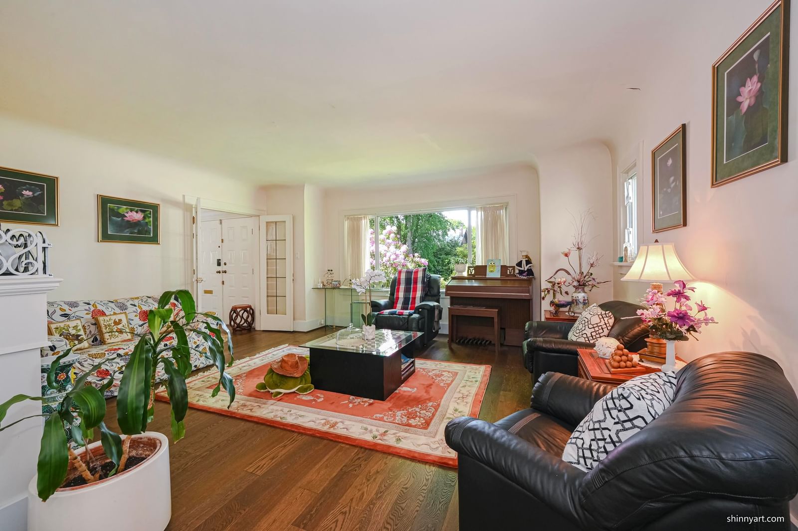 Listing Image 10