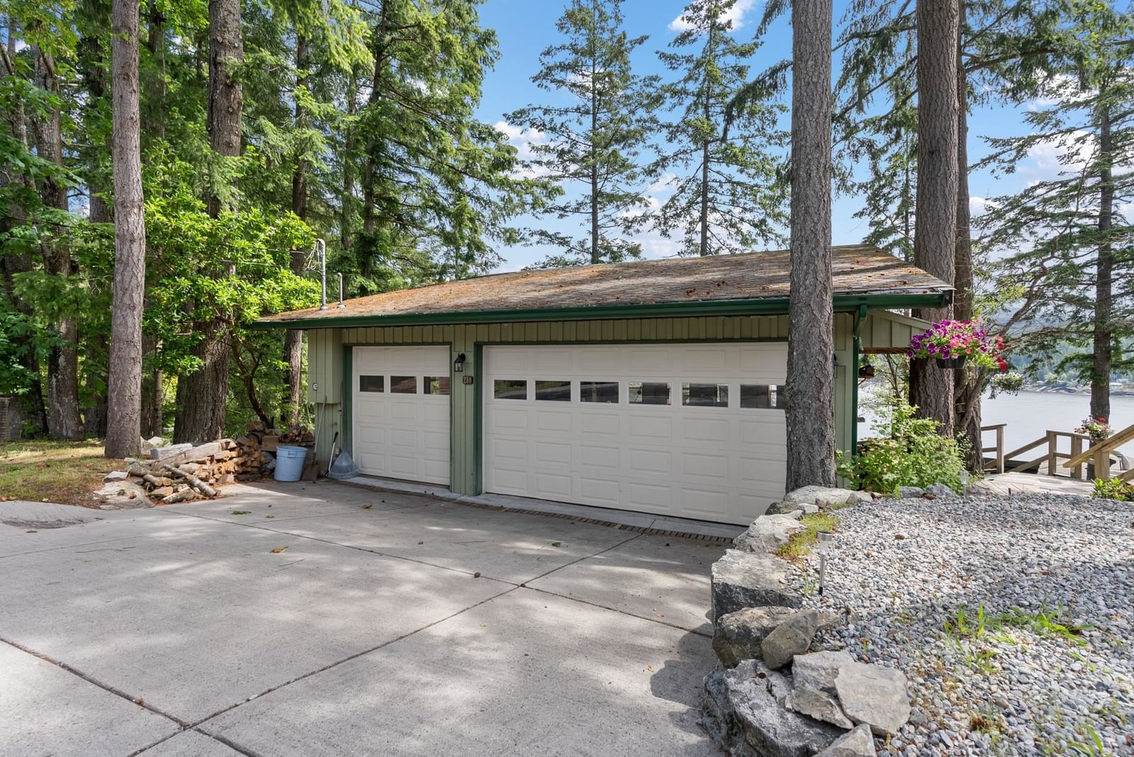 Listing Image 14