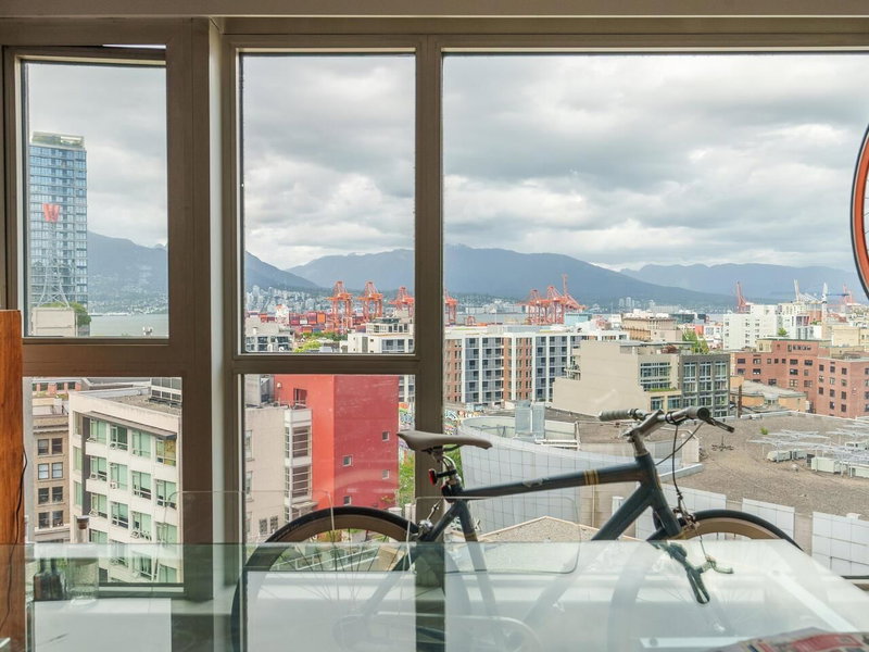 1402 - 183 Keefer Place, Vancouver, V6B 6B9 | Image 3