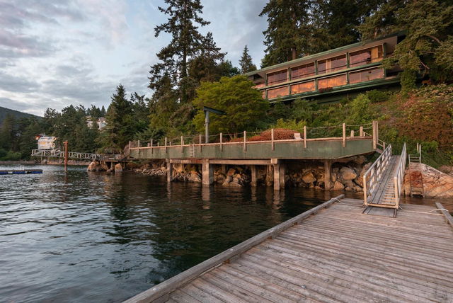 5375 Kew Cliff Road