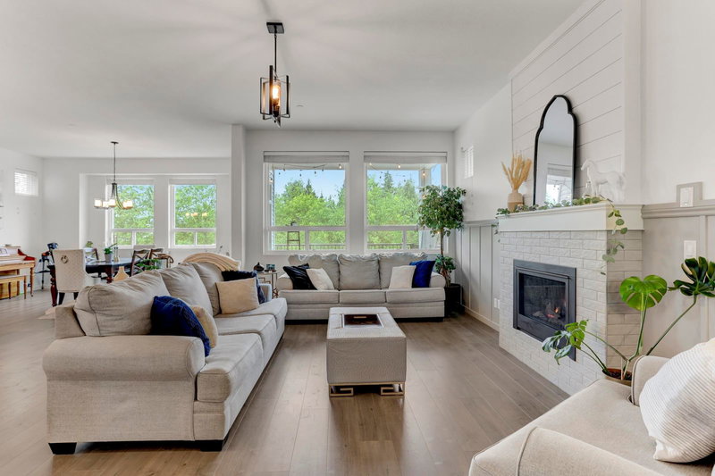 10597 Jackson Road, Maple Ridge, V2W 1G6 | Image 3