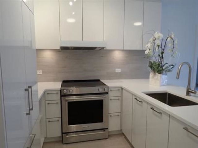 309 - 711 14th Street W