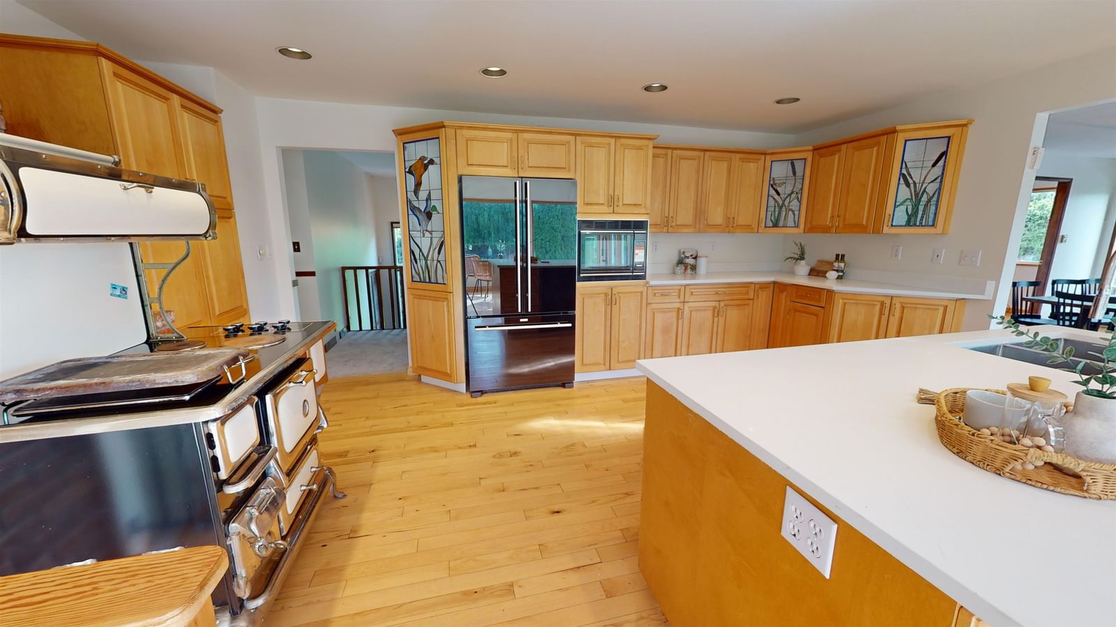Listing Image 9
