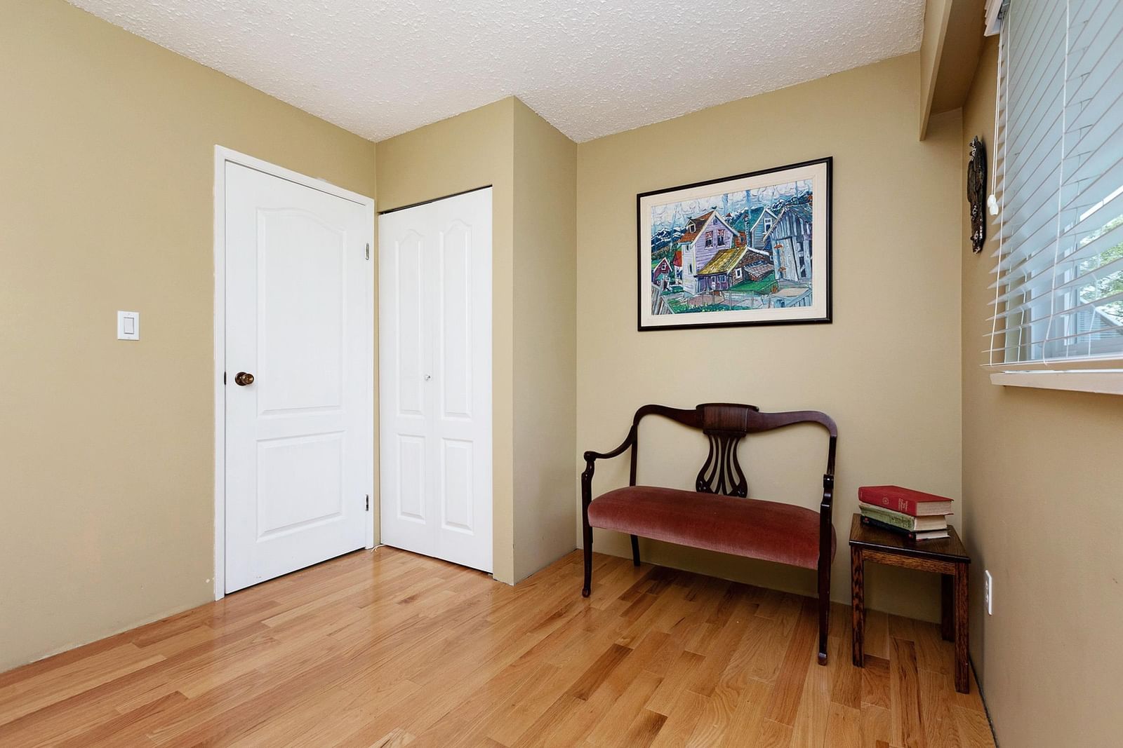 Listing Image 24