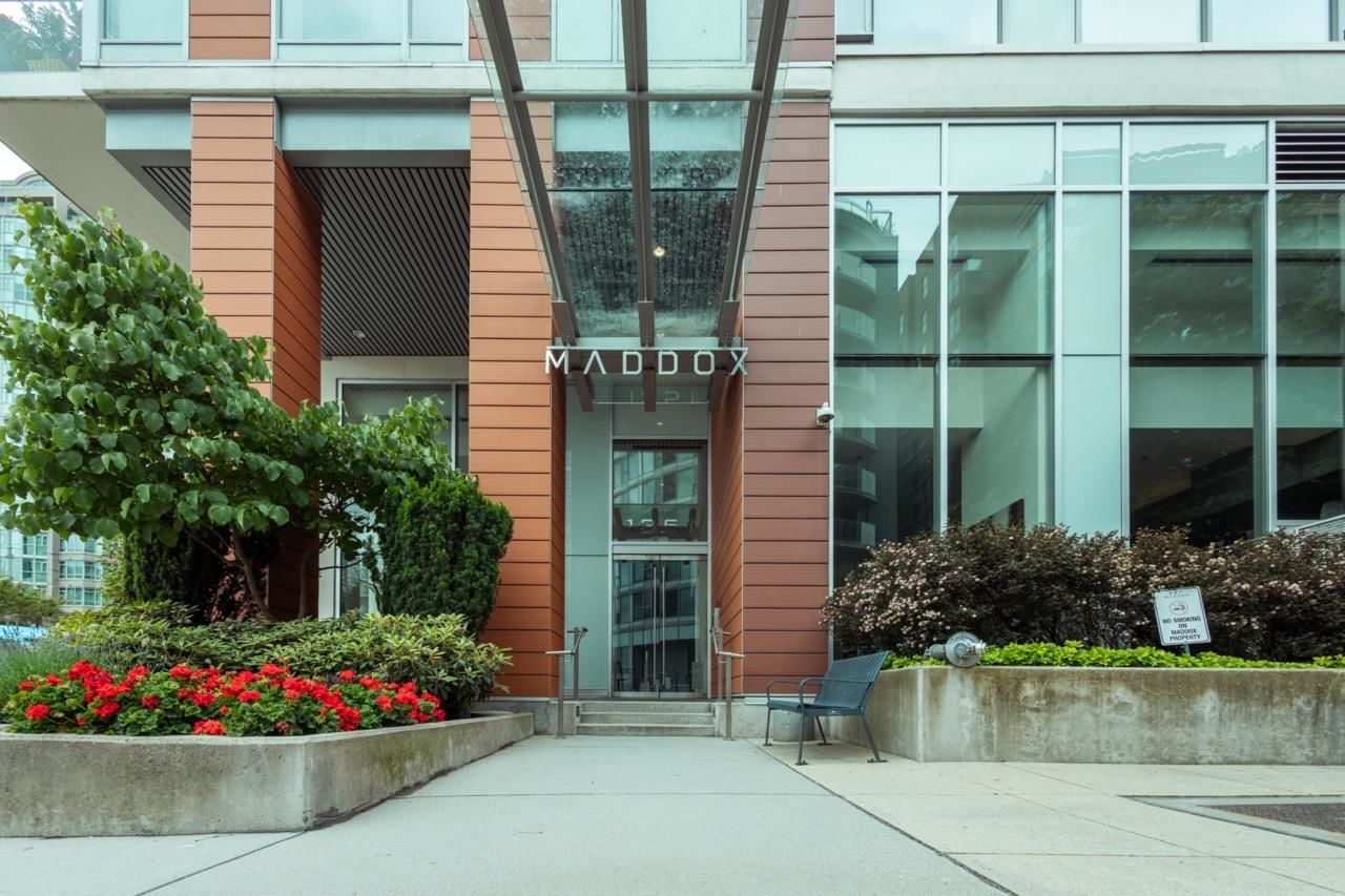 Listing Image 17