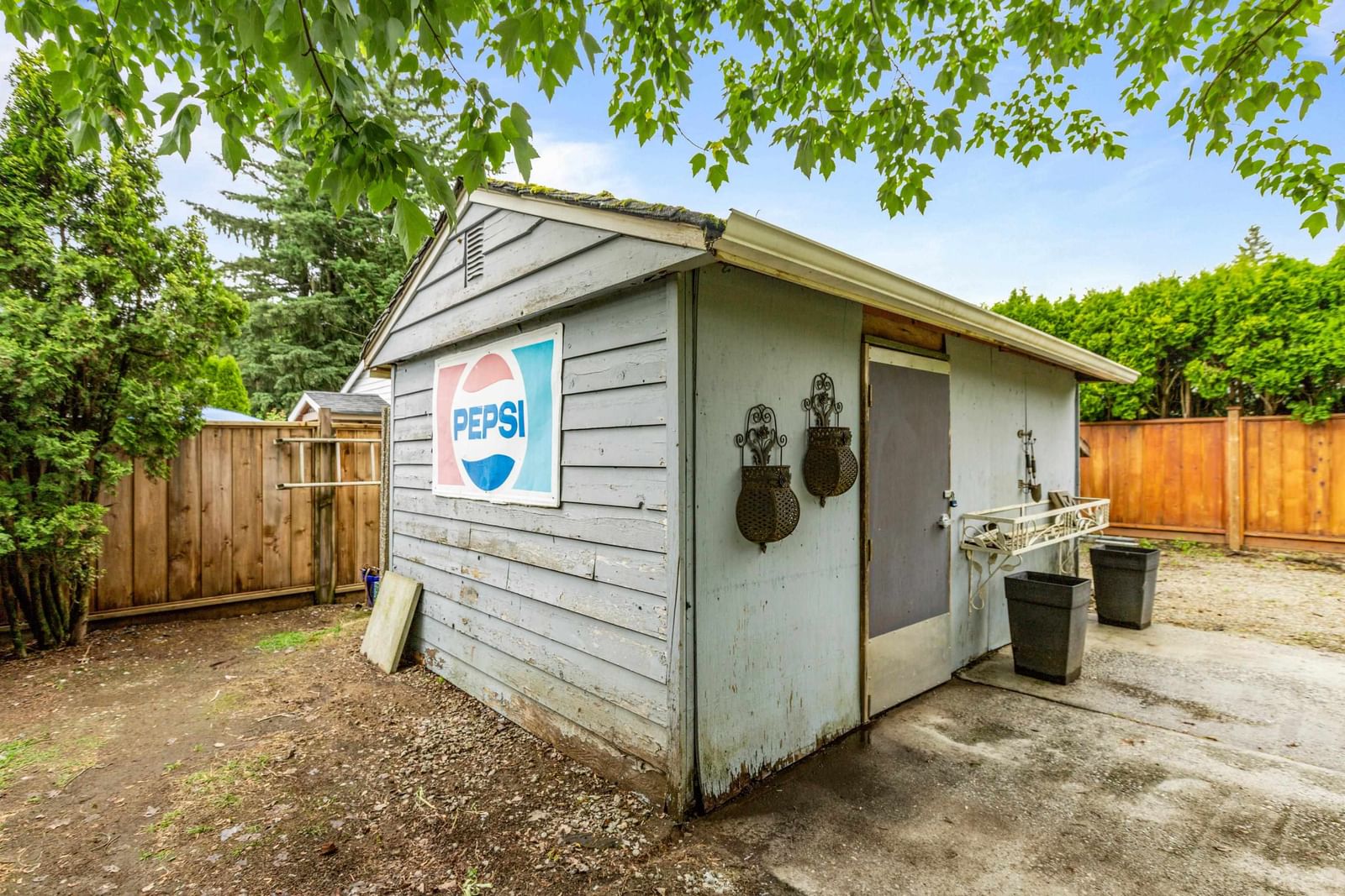 Listing Image 22
