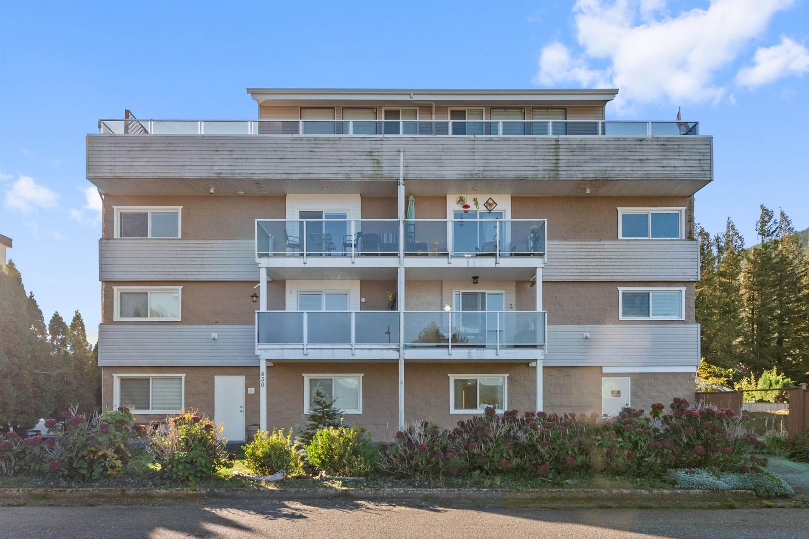 Listing Image 20