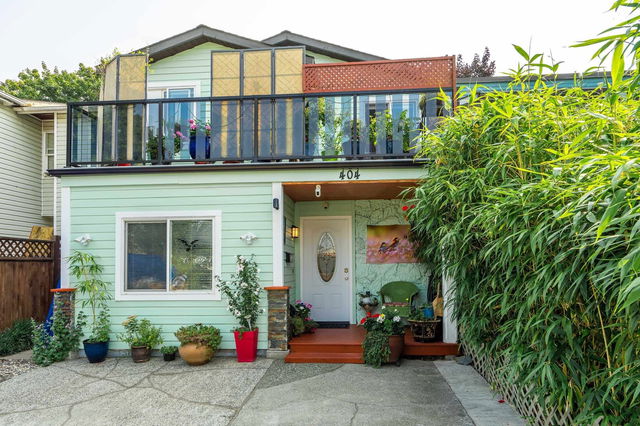 404 Bruneau Place