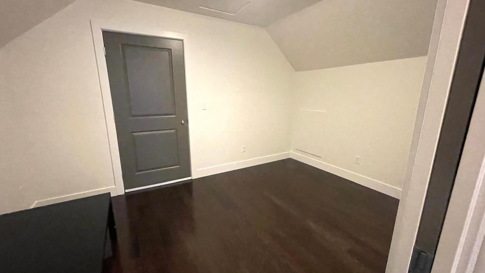 Listing Image 38