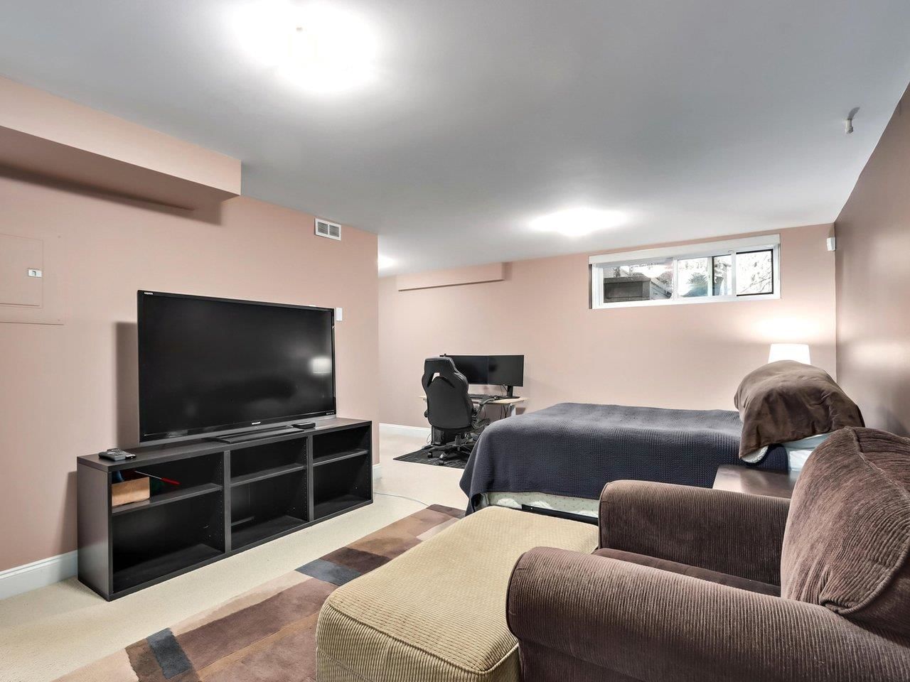 Listing Image 33