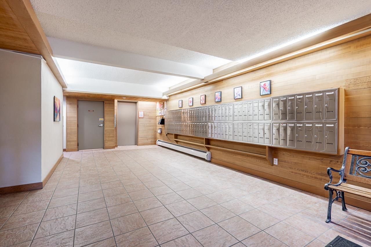 Listing Image 24