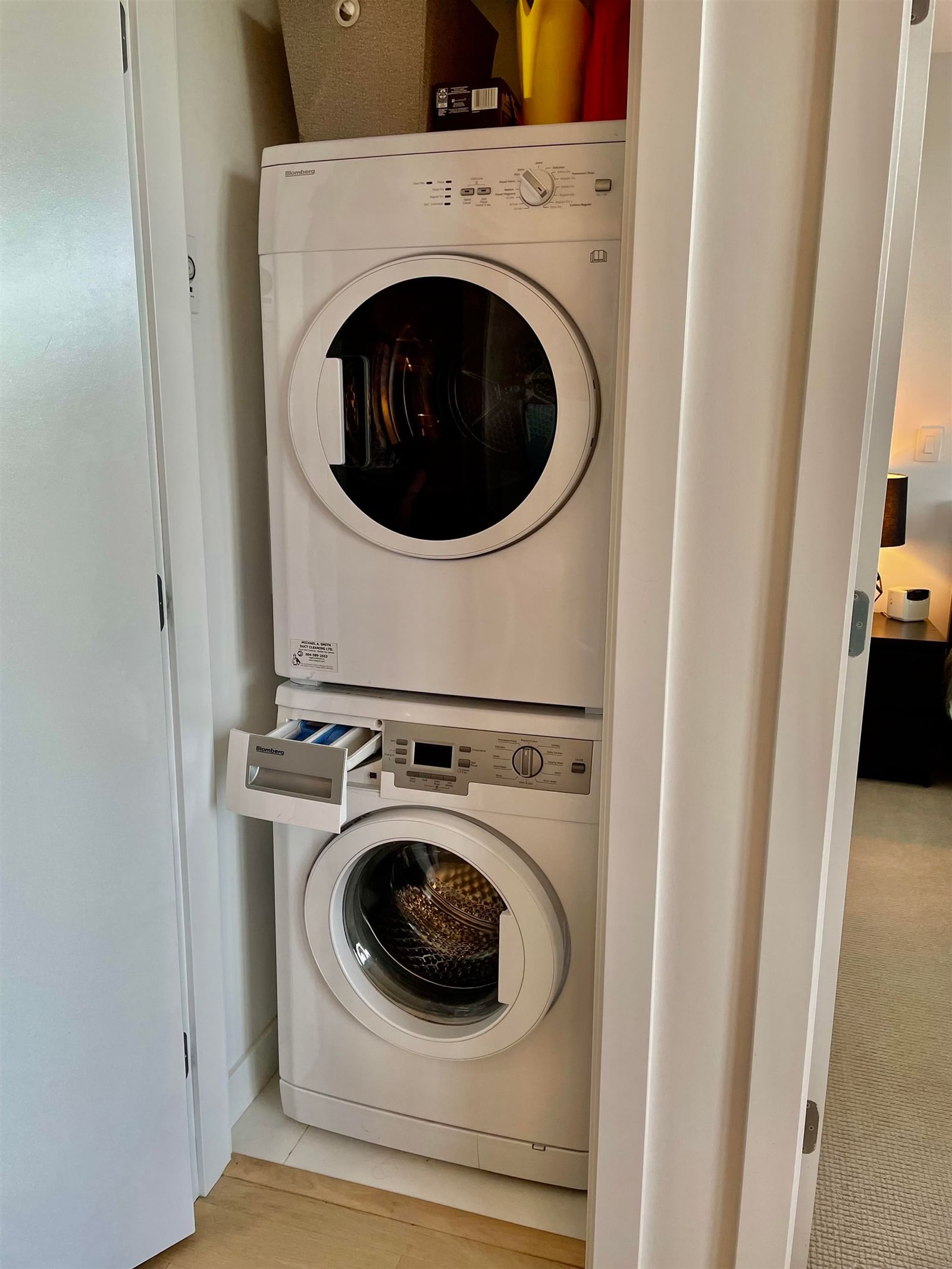 Listing Image 10