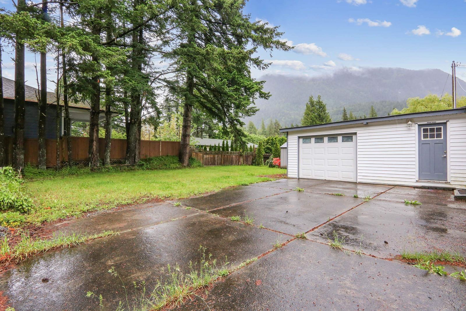 Listing Image 22
