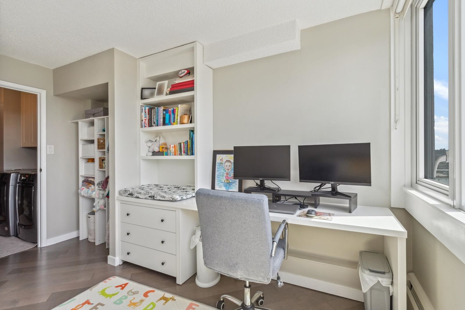 Listing Image 15