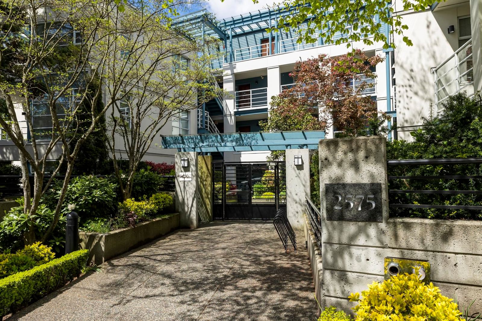 Listing Image 21