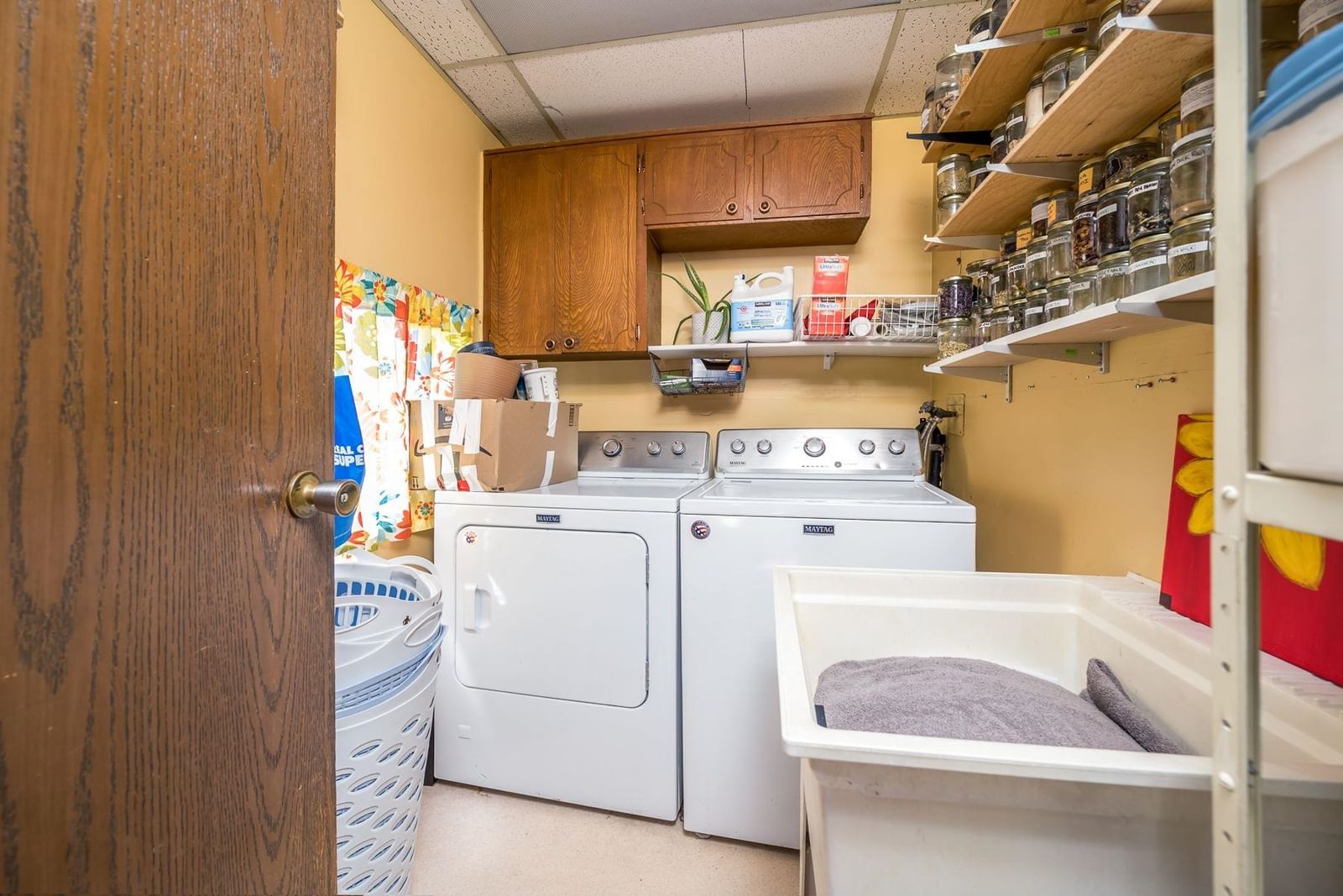 Listing Image 6
