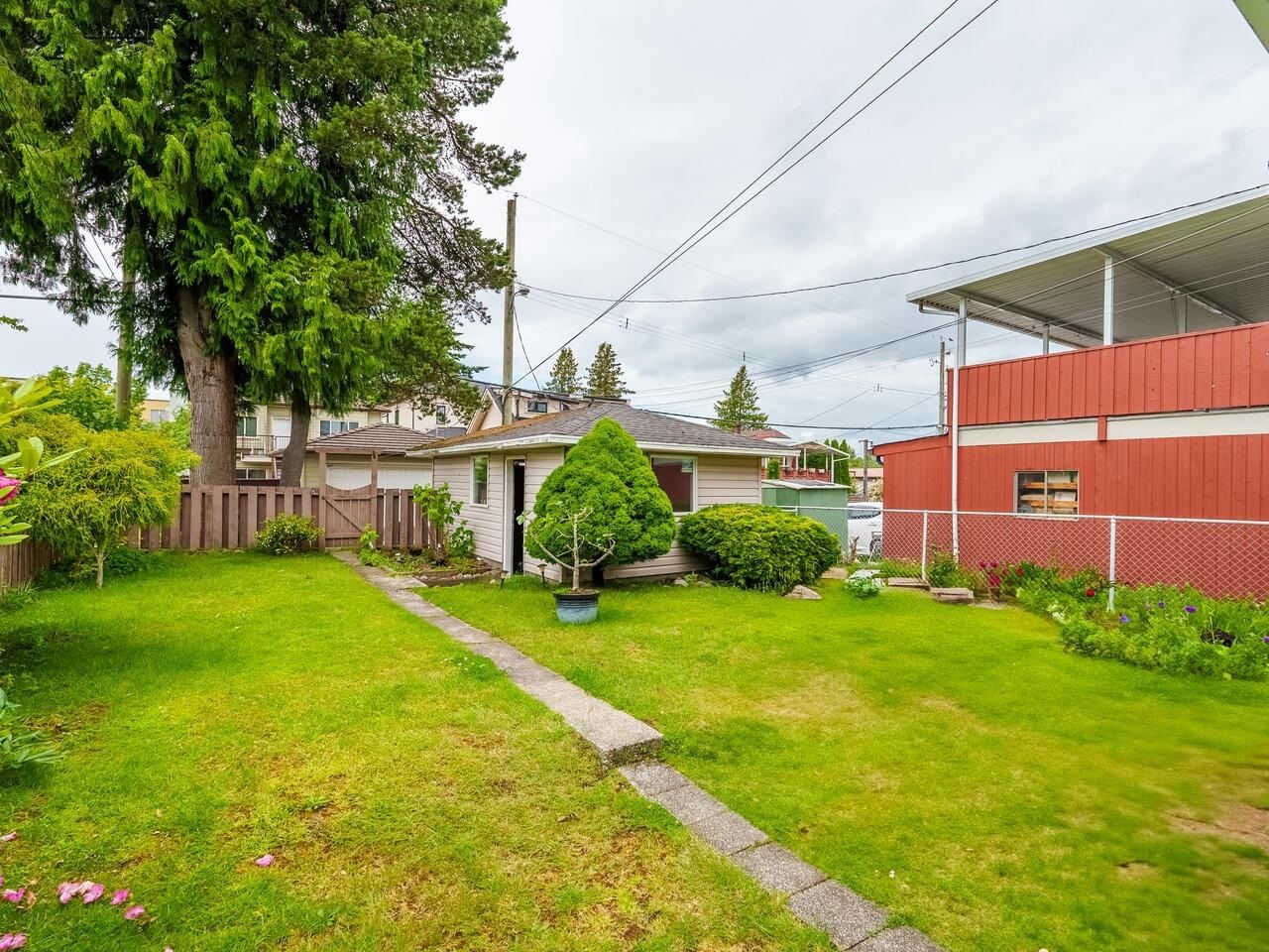 Listing Image 17