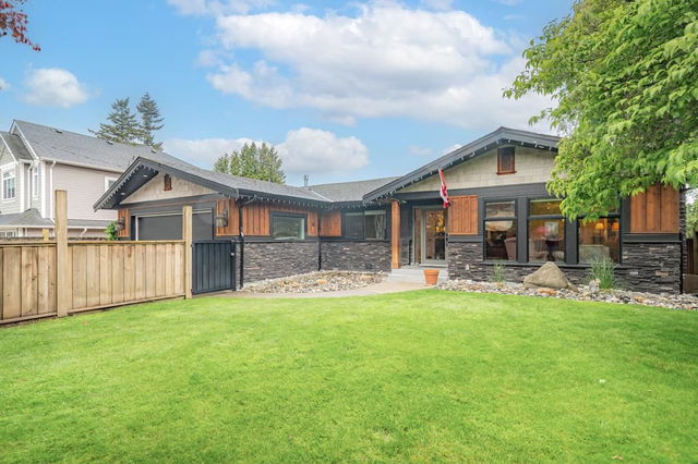 2367 Bevan Crescent