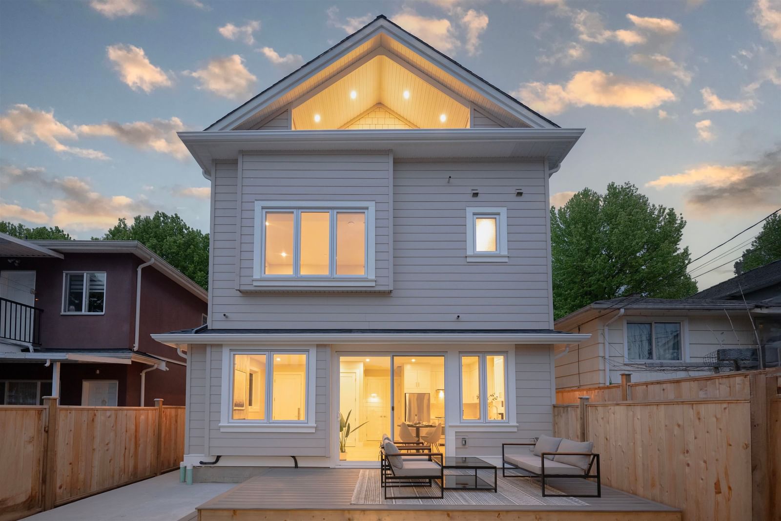 Listing Image 19