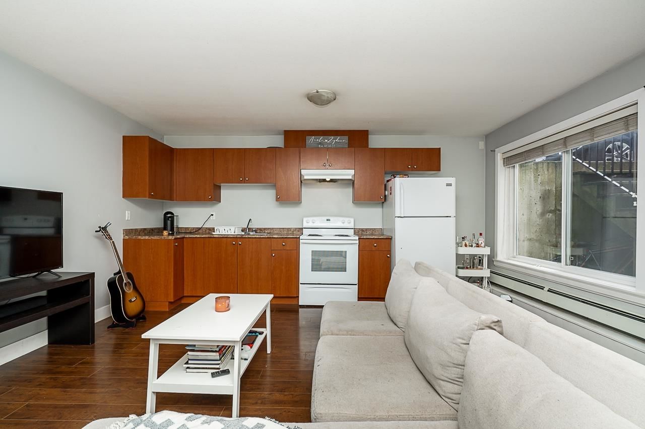 Listing Image 22