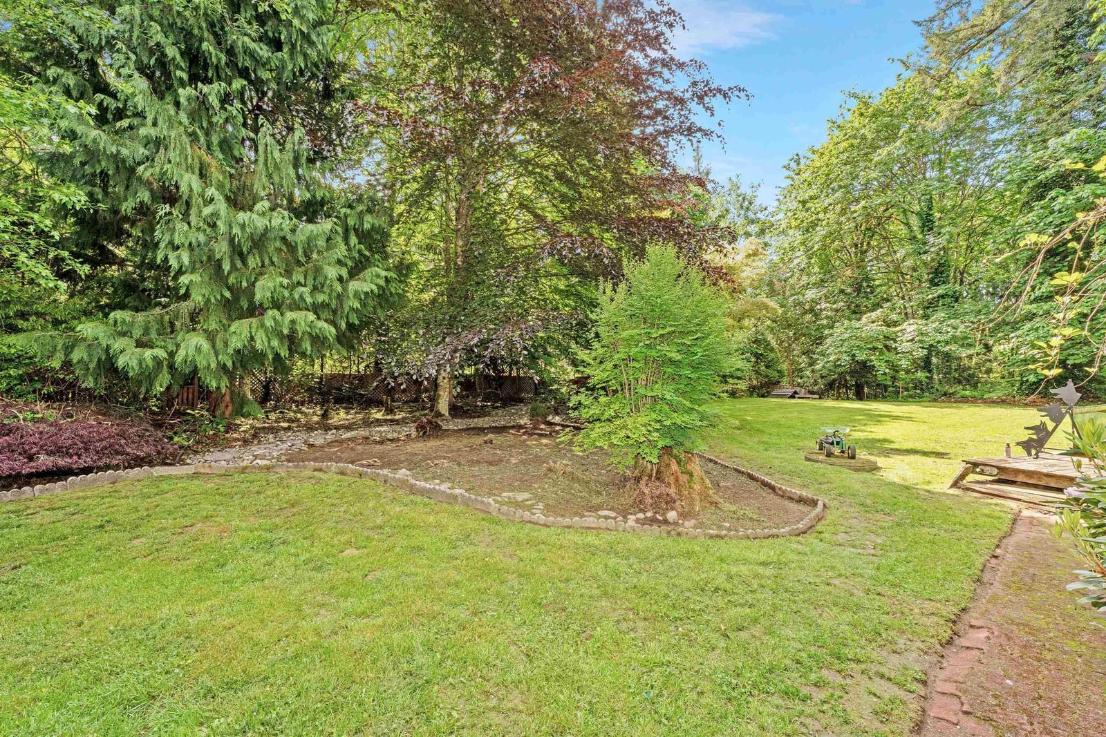 Listing Image 23