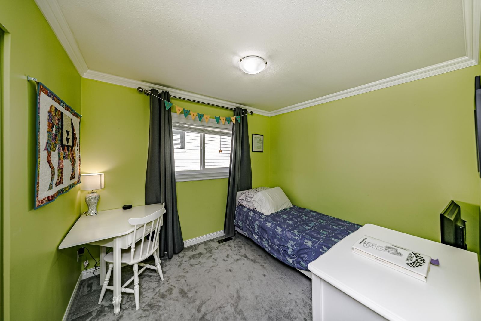 Listing Image 19