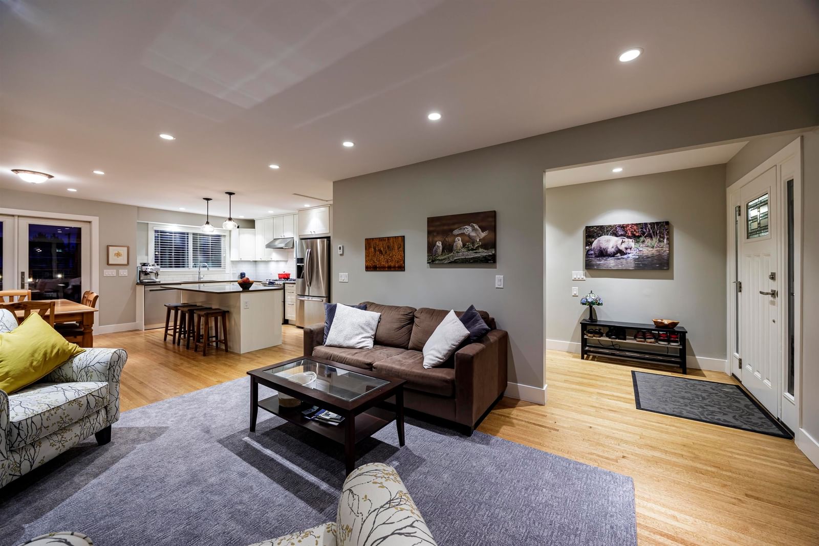 Listing Image 12