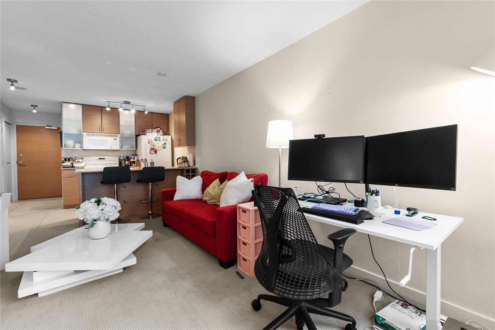 Listing Image 14