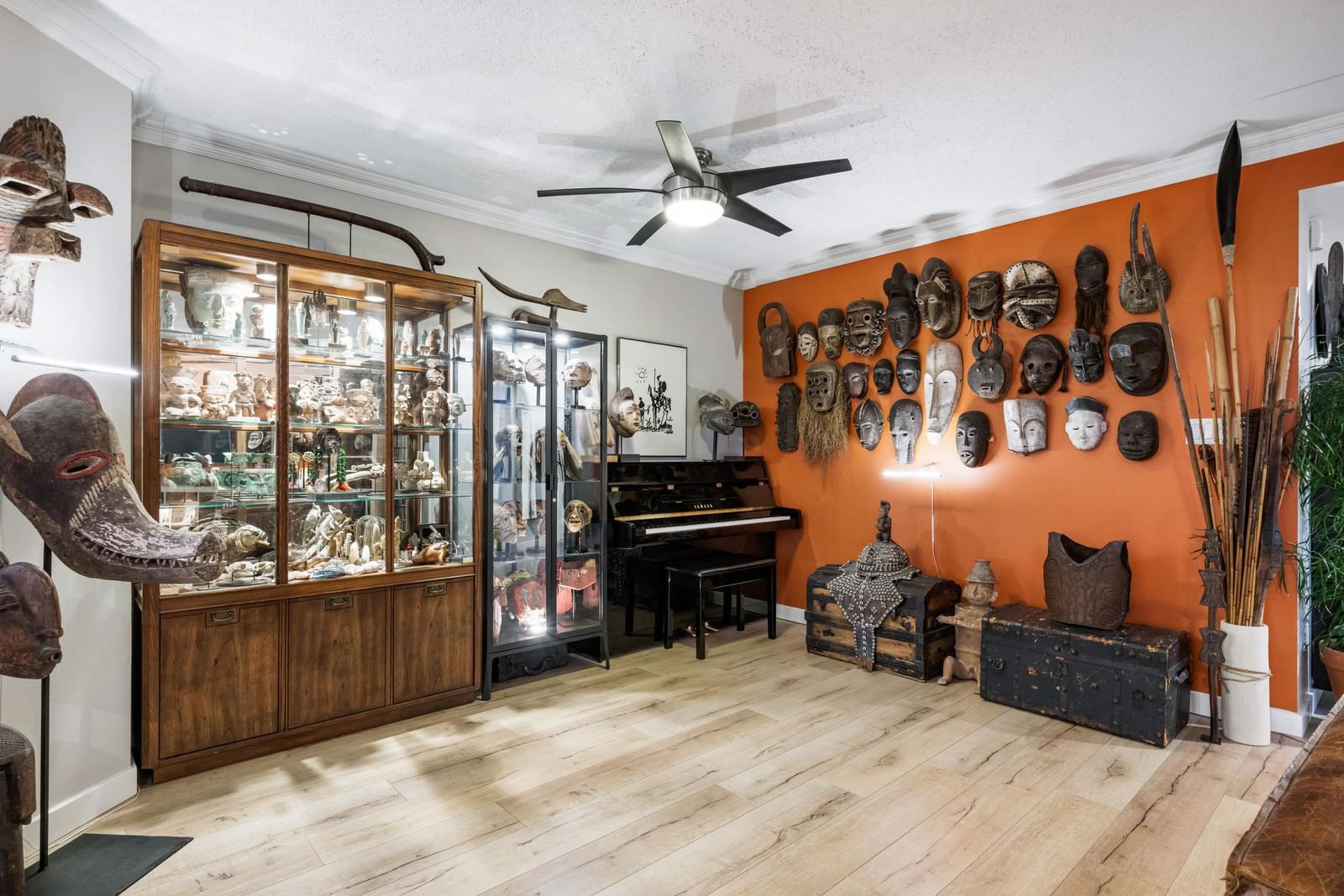 Listing Image 8