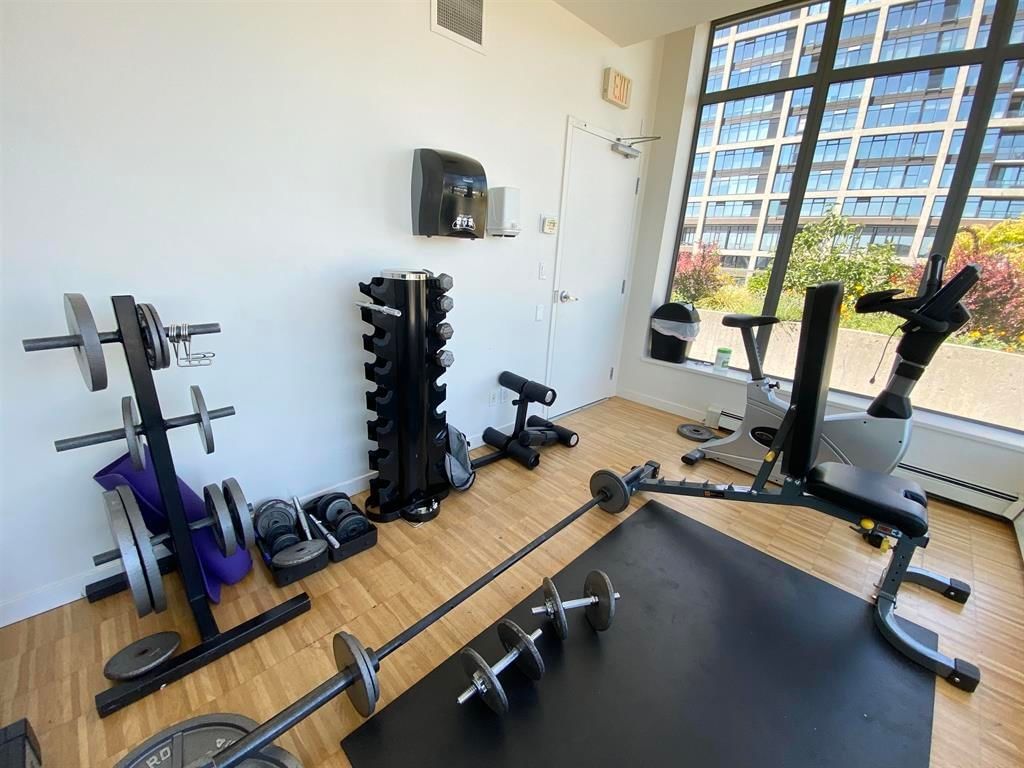 Listing Image 17