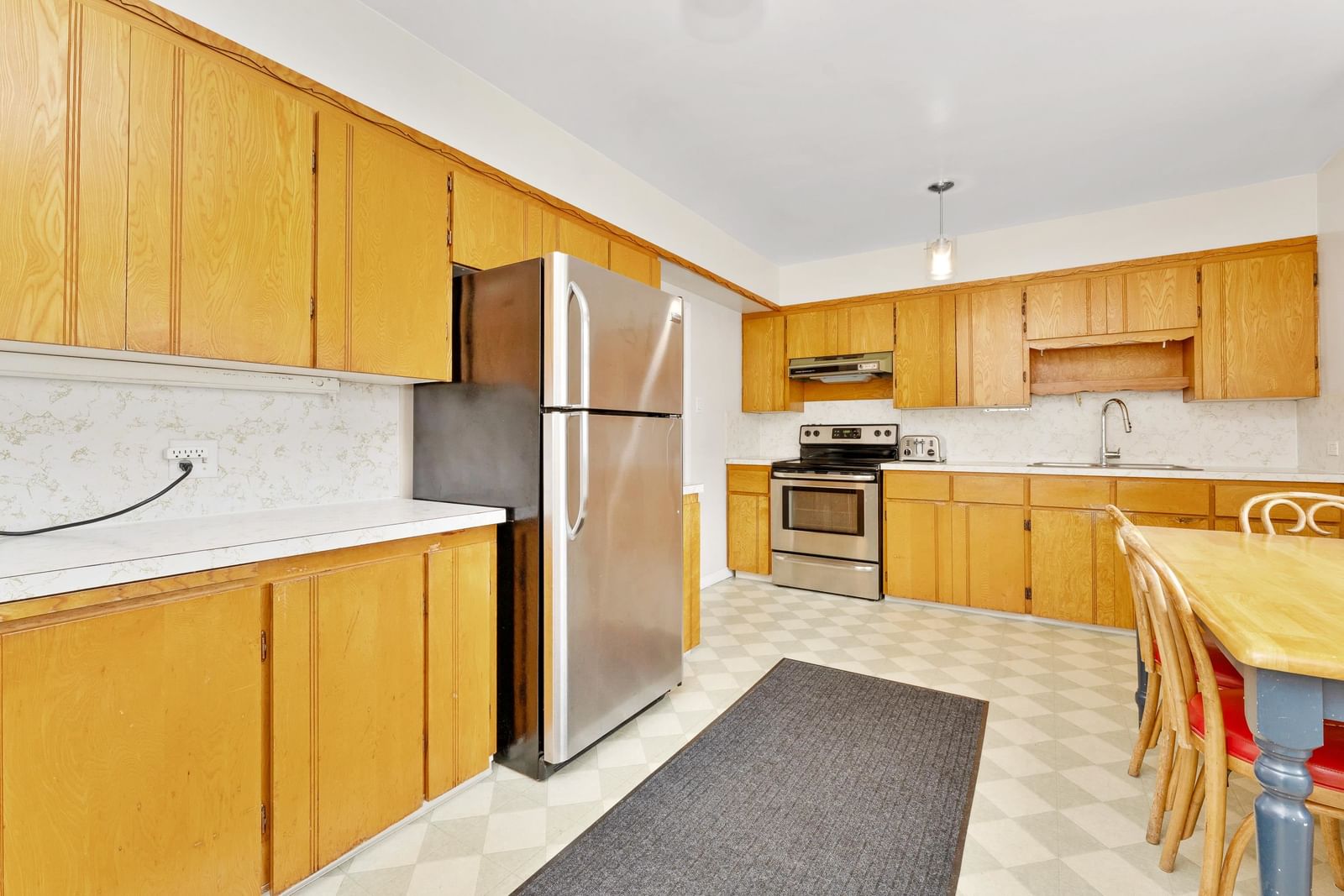 Listing Image 12