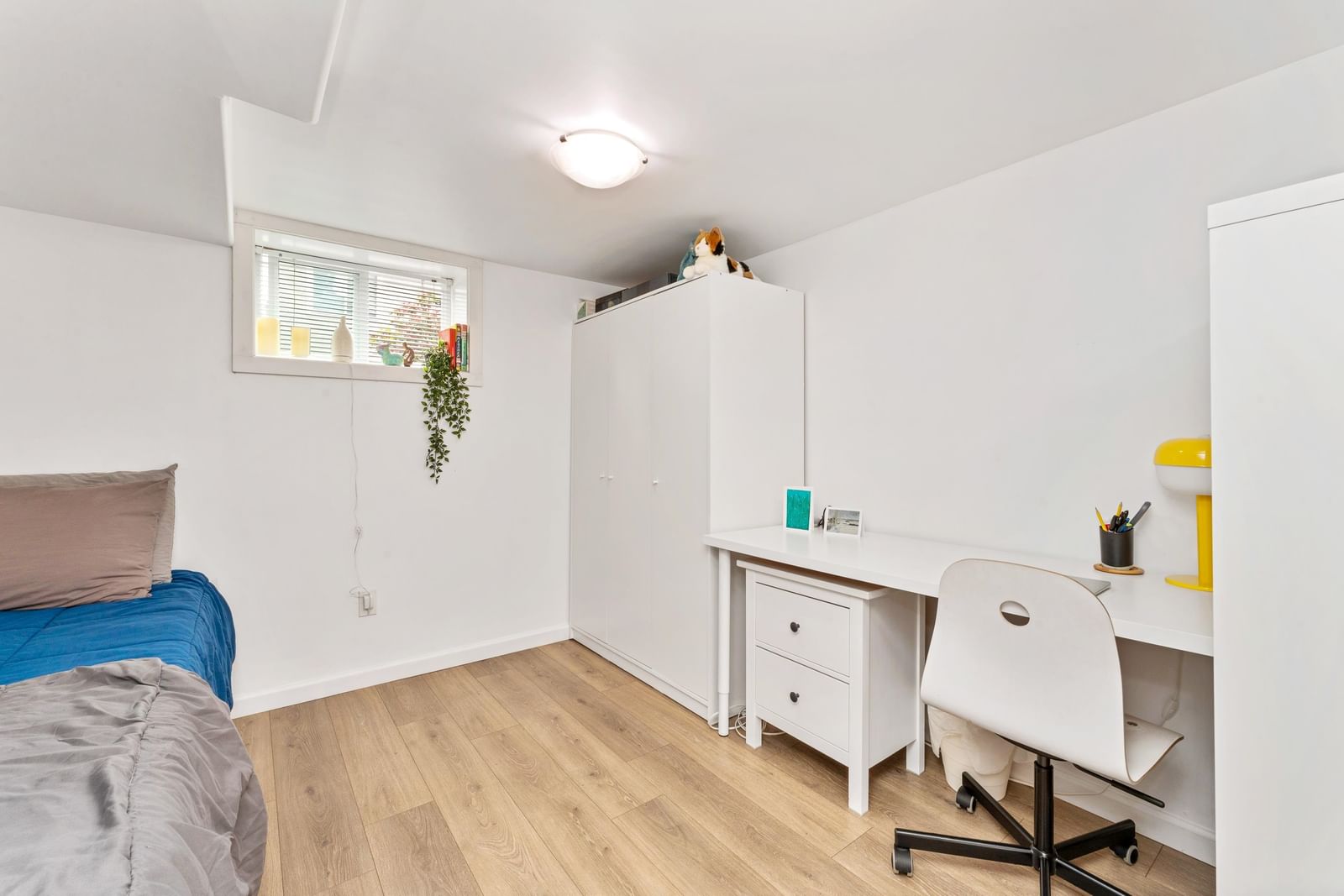 Listing Image 21