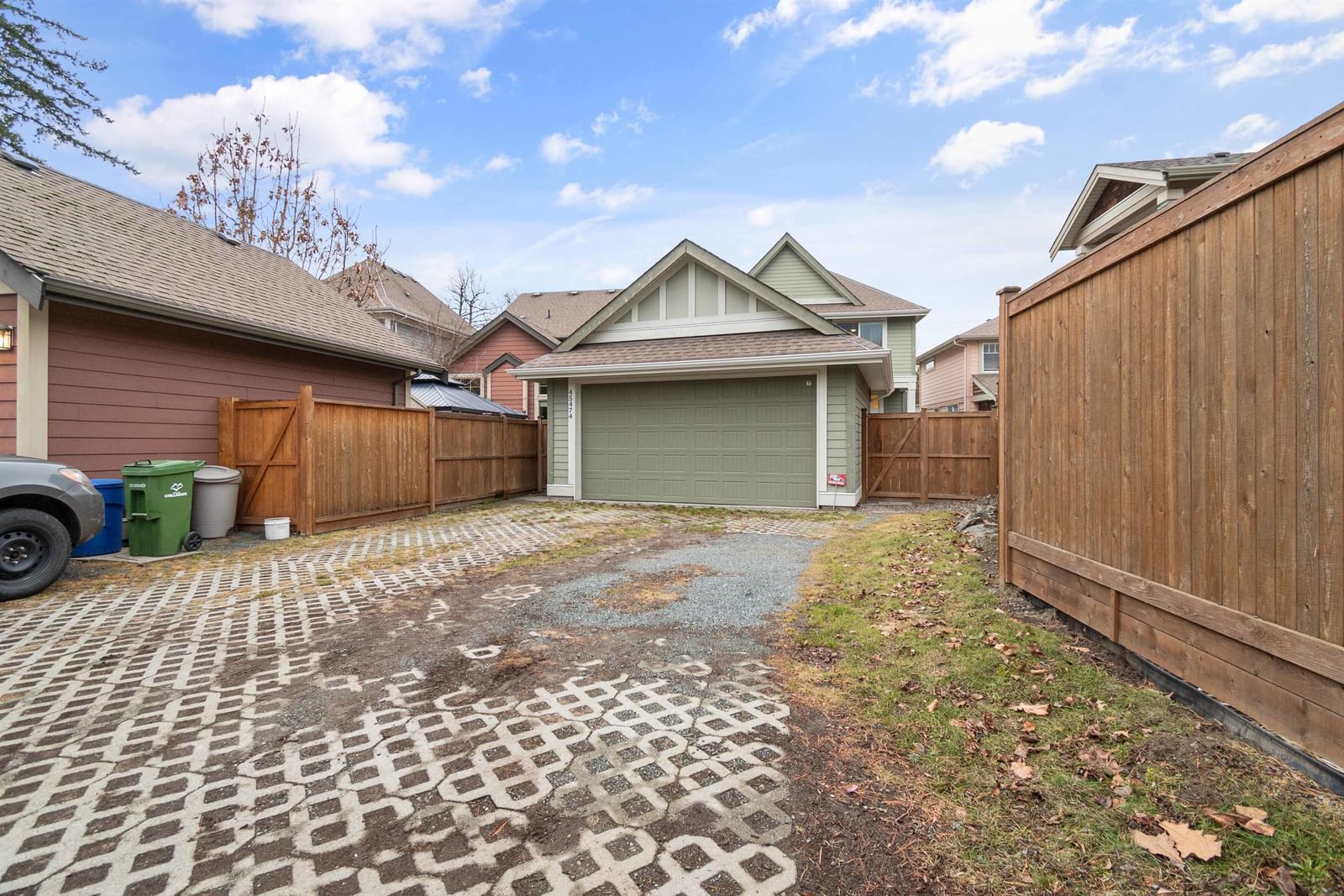 Listing Image 15