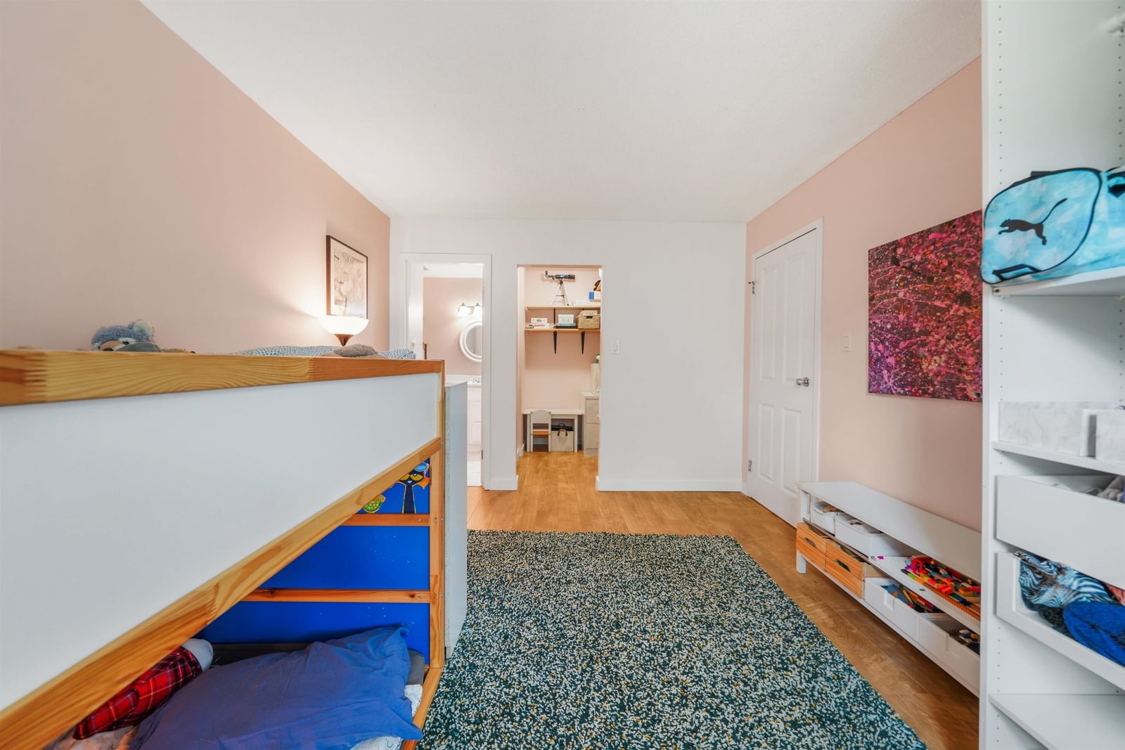Listing Image 16