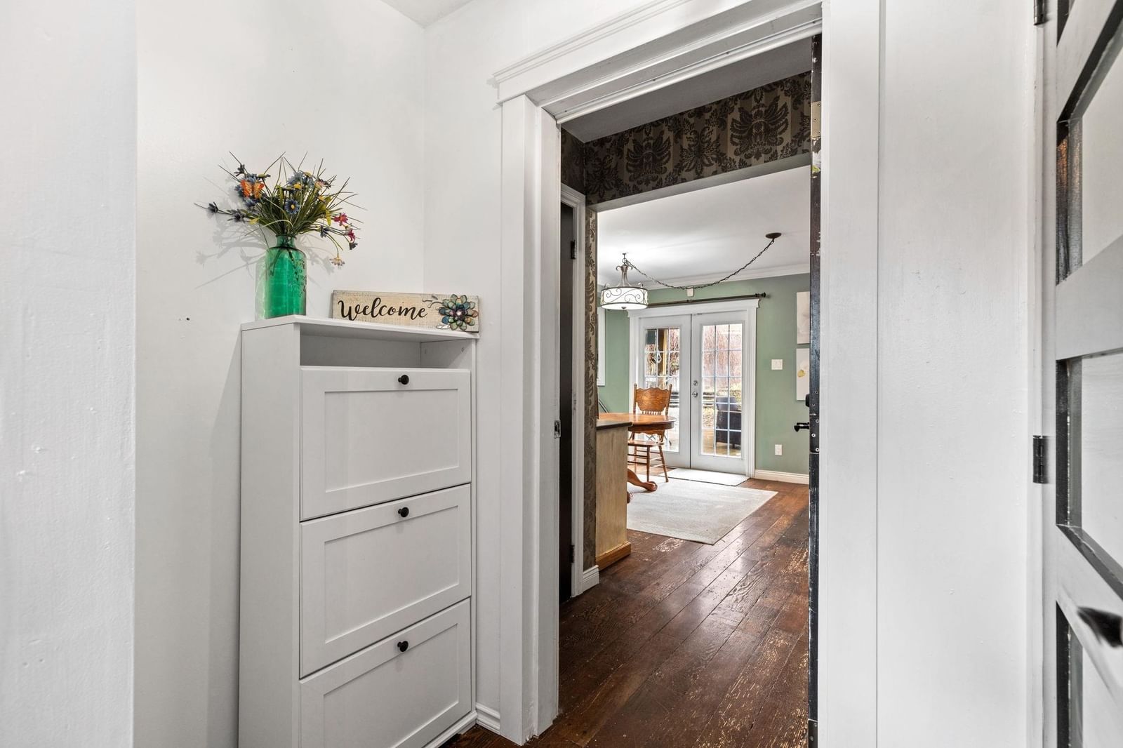 Listing Image 10