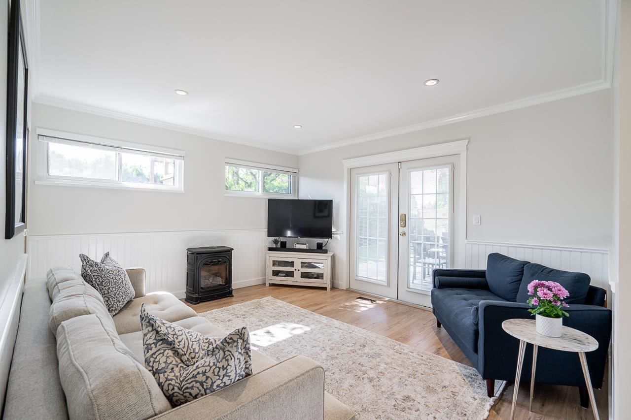 Listing Image 18