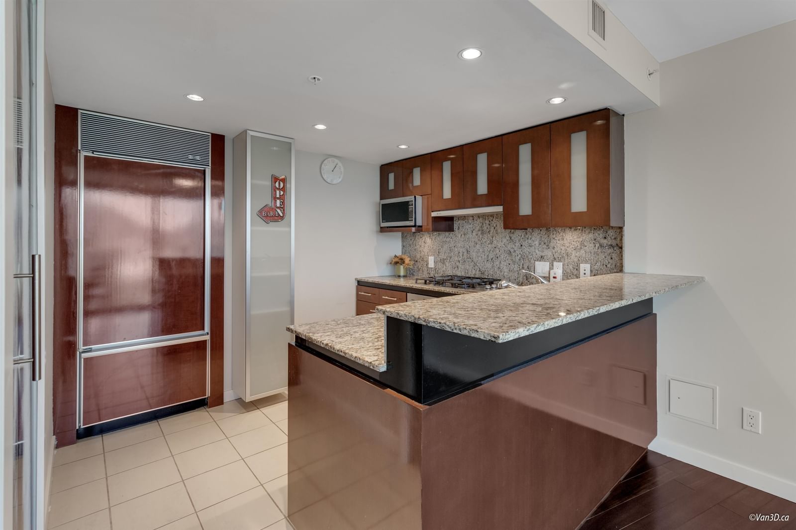 Listing Image 9