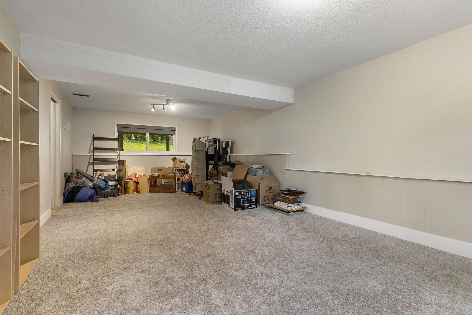 Listing Image 27