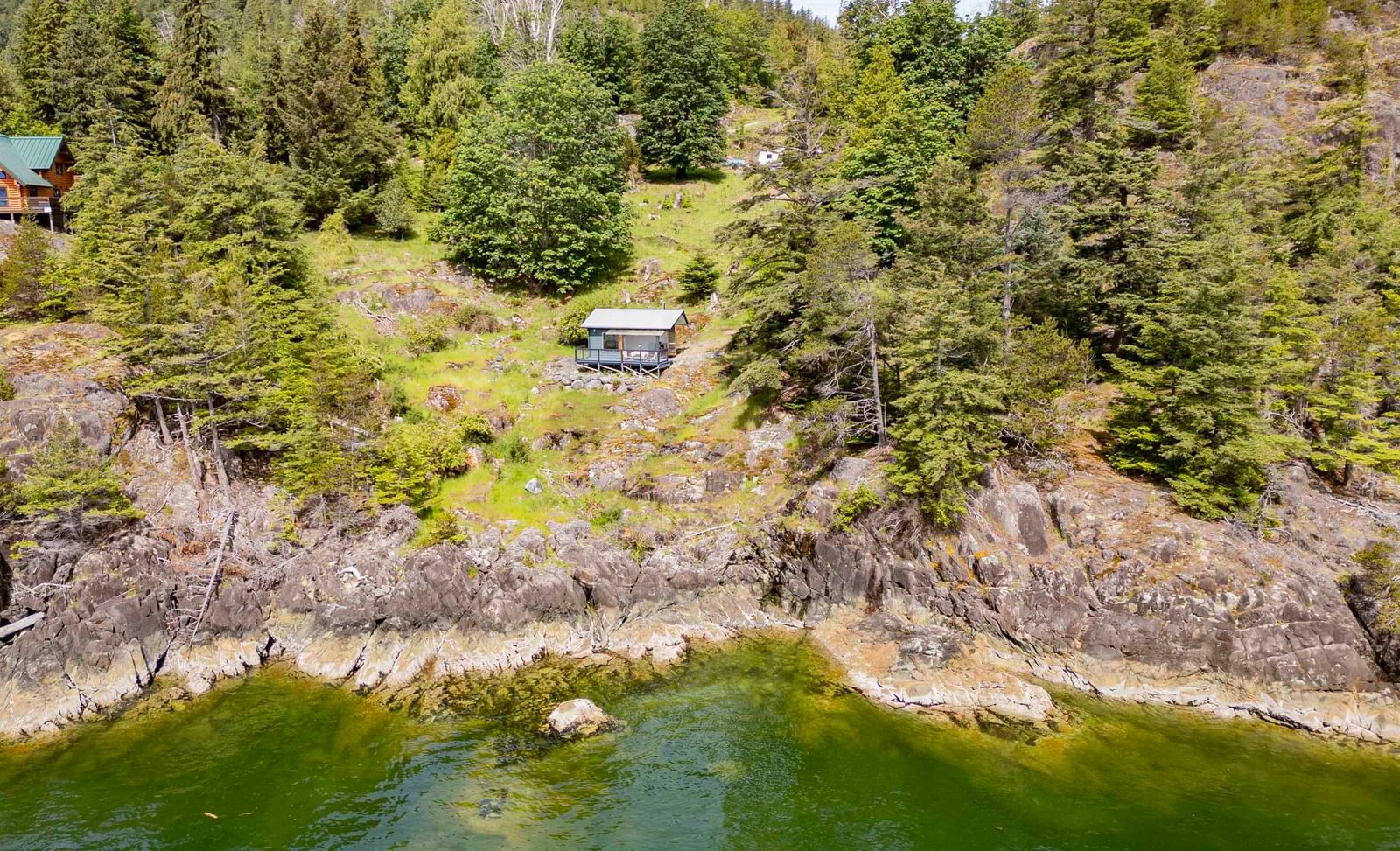 Listing Image 8