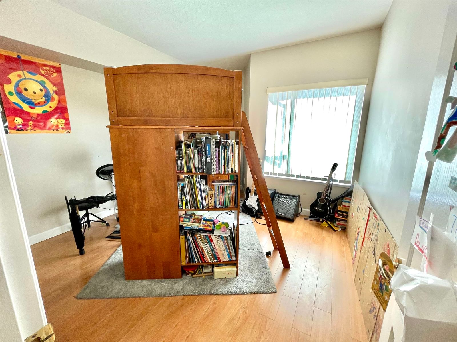Listing Image 23