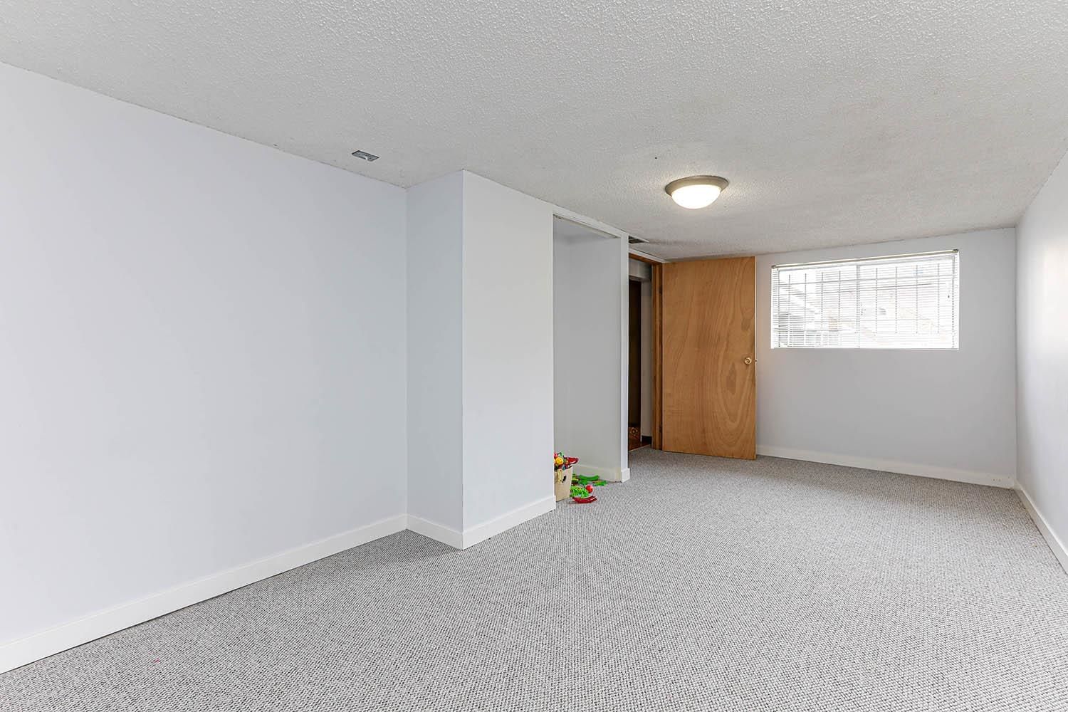 Listing Image 30