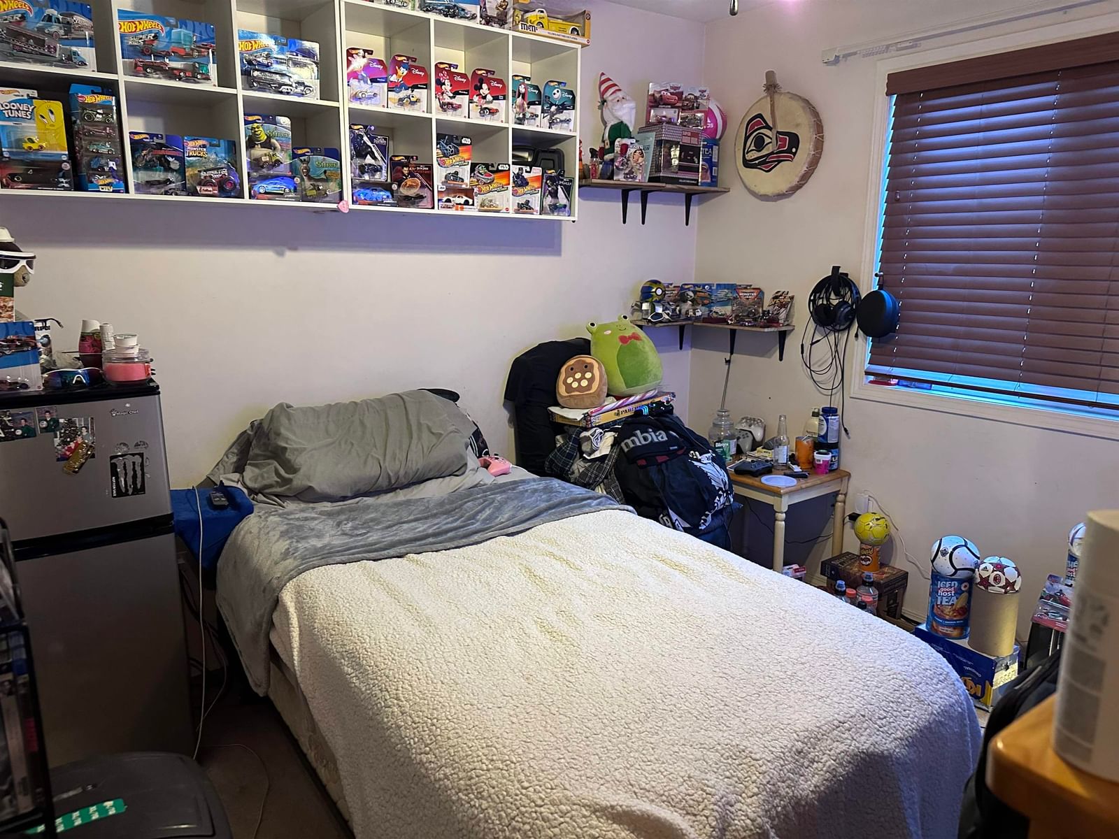 Listing Image 13