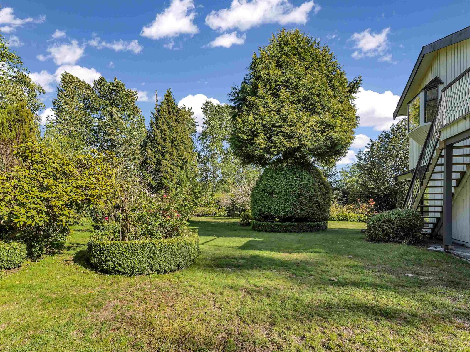 Listing Image 33