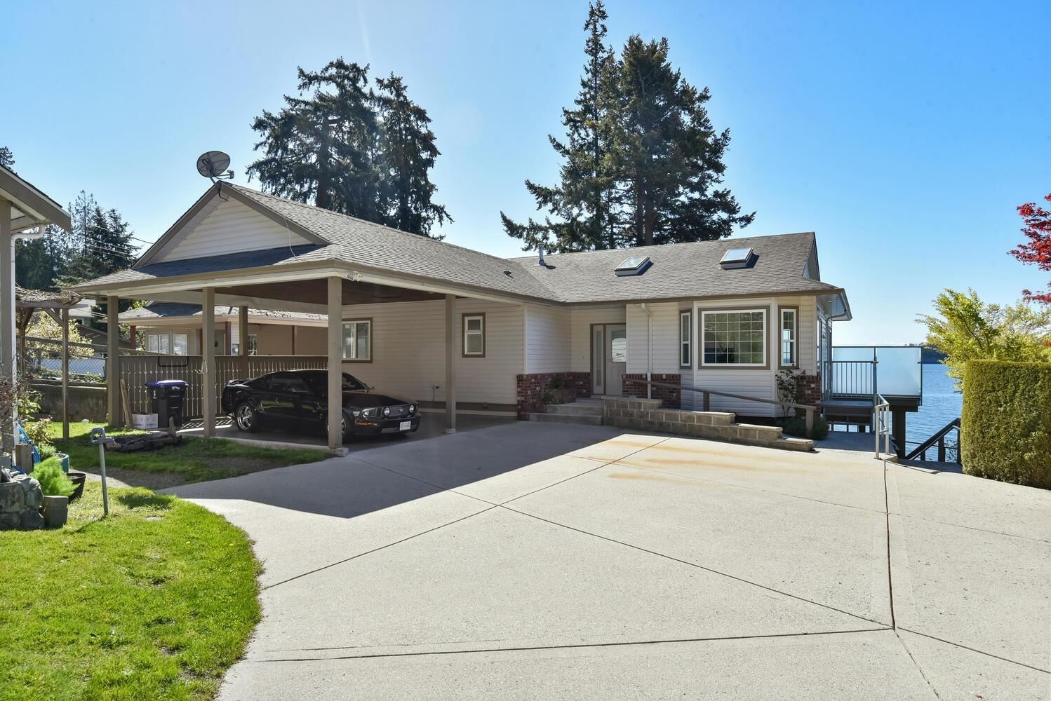 Listing Image 6