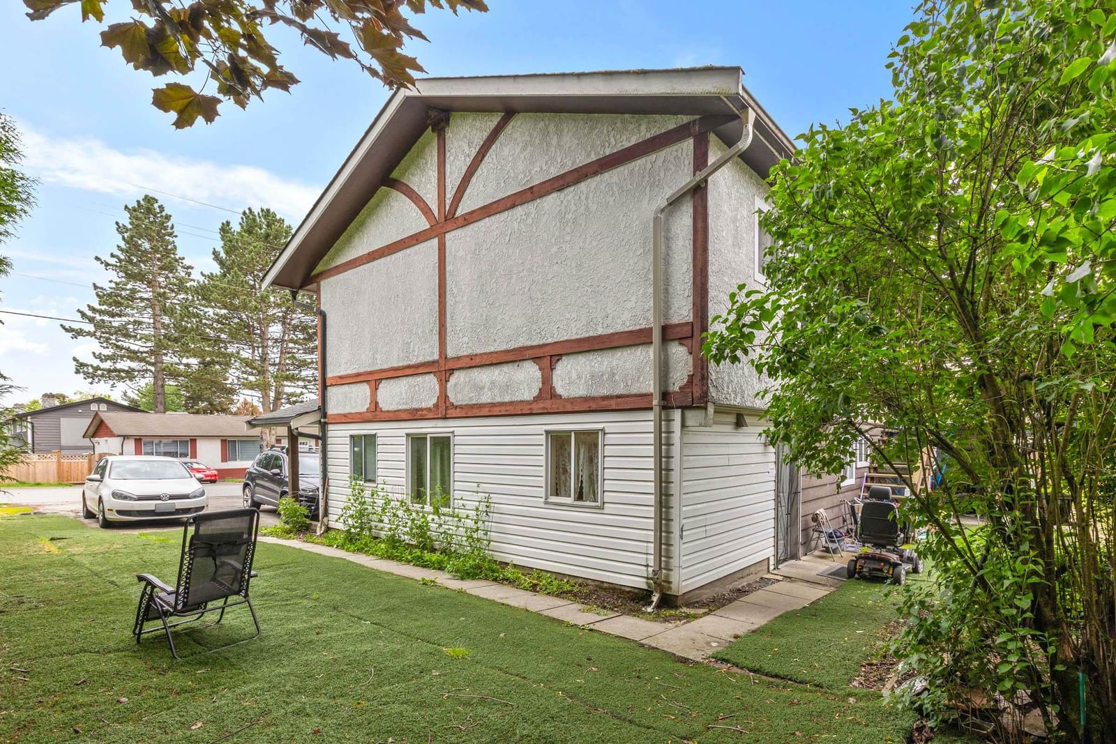 Listing Image 5